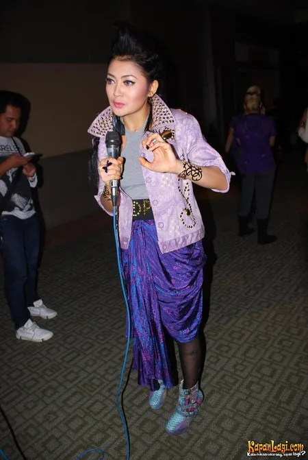 Foto Indah Dewi Pertiwi
