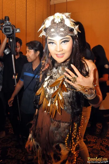 Foto Indah Dewi Pertiwi