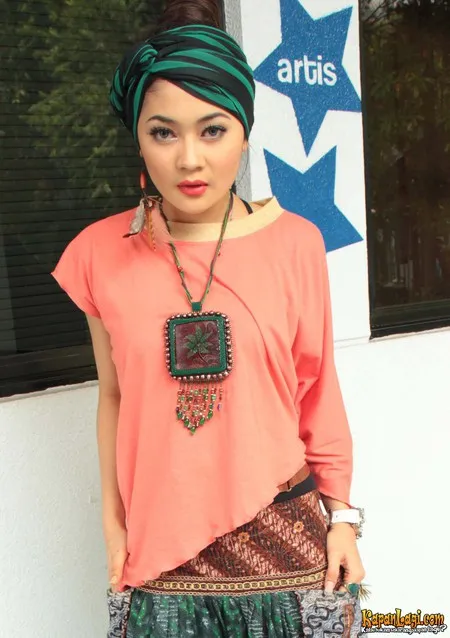 Foto Indah Dewi Pertiwi