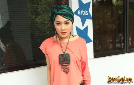 Foto Indah Dewi Pertiwi