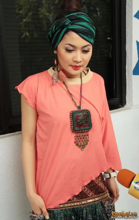 Foto Indah Dewi Pertiwi