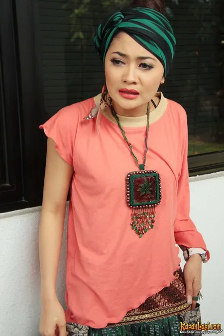 Foto Indah Dewi Pertiwi