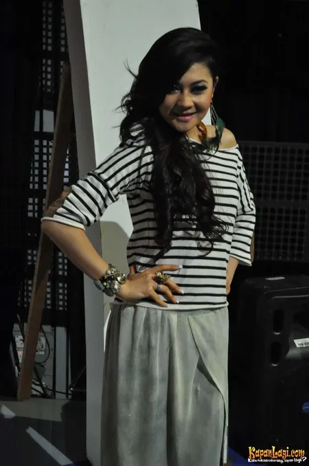 Foto Indah Dewi Pertiwi