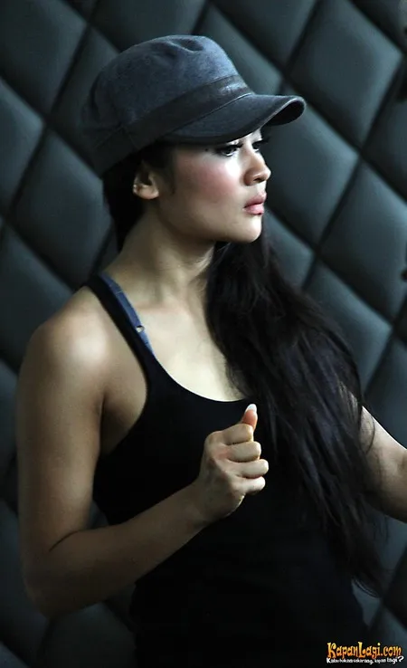 Foto Indah Dewi Pertiwi