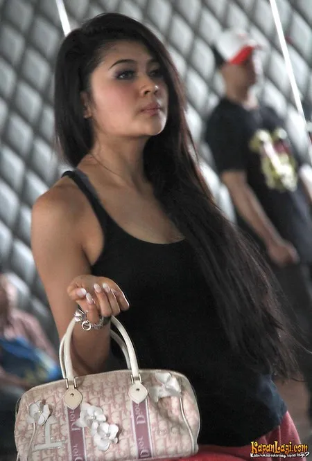 Foto Indah Dewi Pertiwi