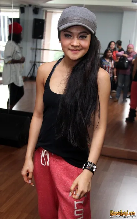 Foto Indah Dewi Pertiwi