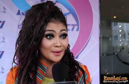 Foto Indah Dewi Pertiwi