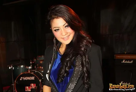 Foto Indah Dewi Pertiwi