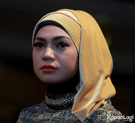 Foto Indah Nevertari