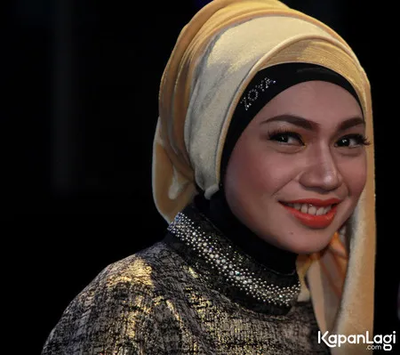 Foto Indah Nevertari