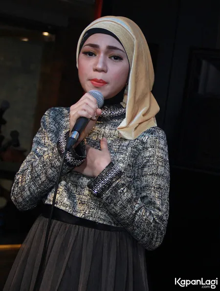 Foto Indah Nevertari