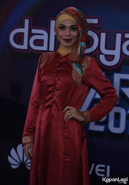 Foto Indah Nevertari