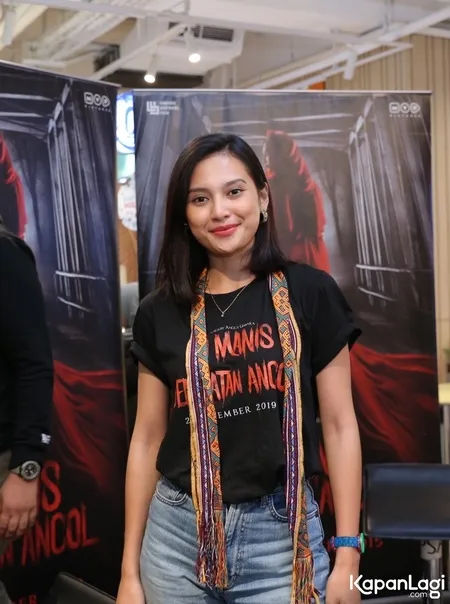 Foto Indah Permata Sari