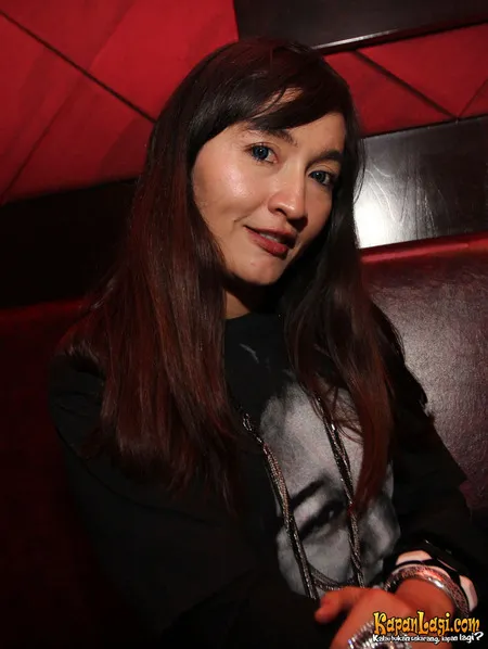 Foto Indah Sari