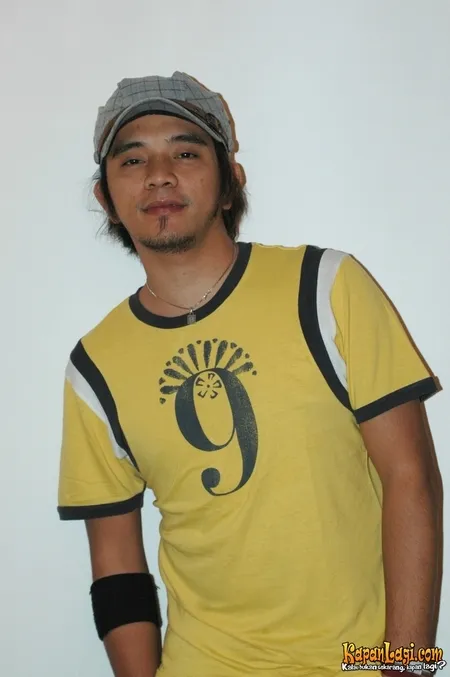 Foto Indra The Titans