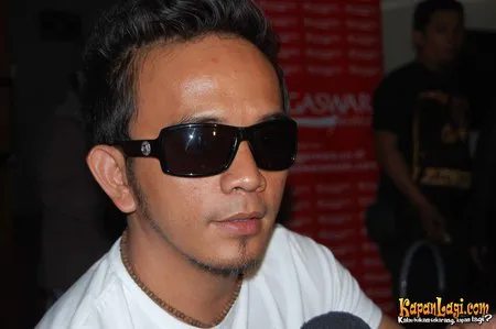 Foto Indra The Titans