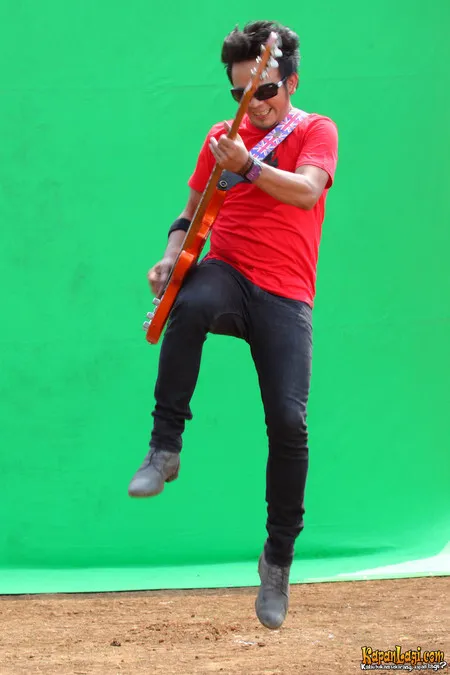 Foto Indra The Titans