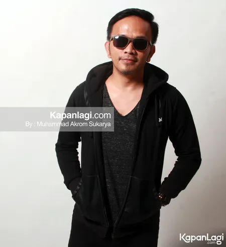 Foto Indra The Titans