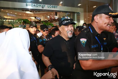 Foto Indro Warkop