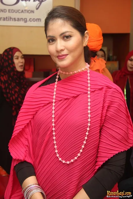 Foto Inez Tagor