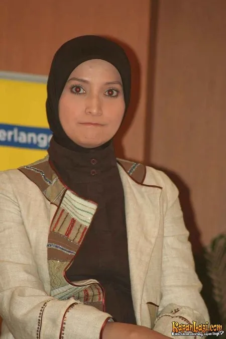 Foto Inneke Koesherawati