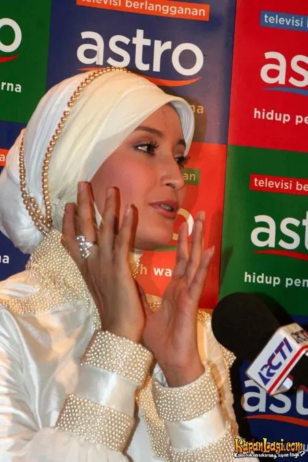 Foto Inneke Koesherawati