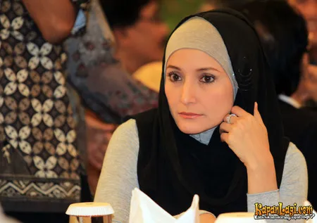 Foto Inneke Koesherawati