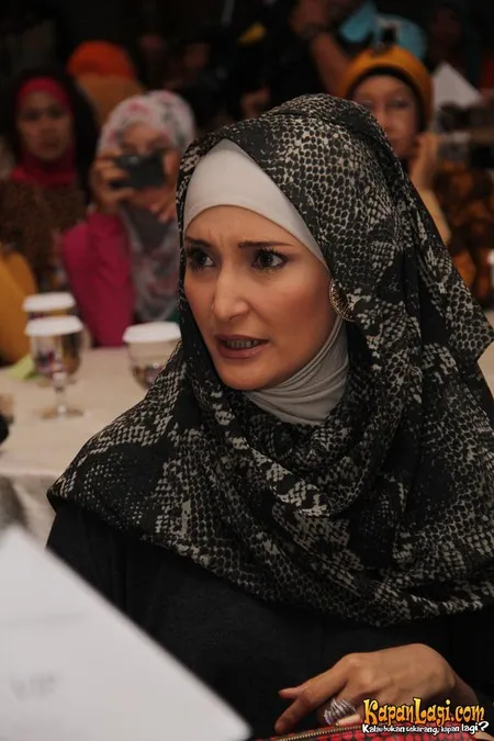 Foto Inneke Koesherawati