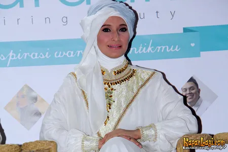 Foto Inneke Koesherawati