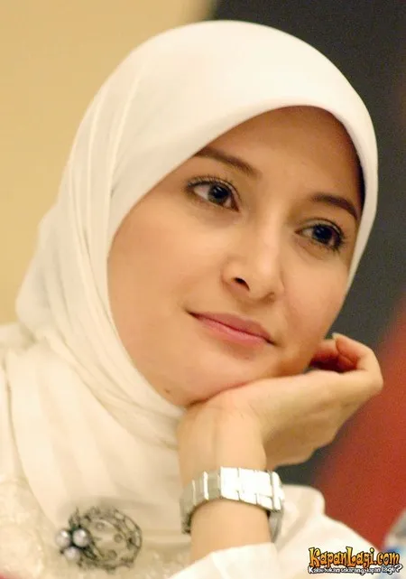 Foto Inneke Koesherawati