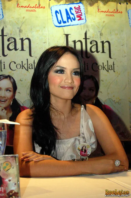 Foto Intan Nuraini