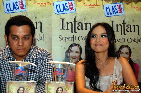 Foto Intan Nuraini