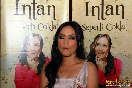 Foto Intan Nuraini
