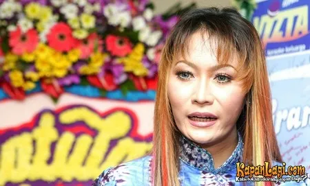 Foto Inul Daratista