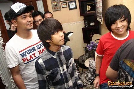 Foto Iqbaal Dhiafakhri Ramadhan