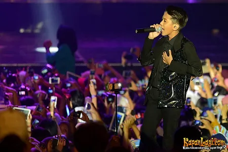 Foto Iqbaal Dhiafakhri Ramadhan
