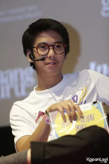 Foto Iqbaal Ramadhan
