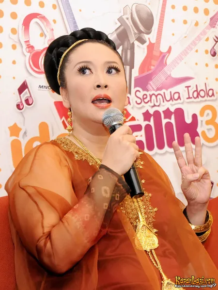 Foto Ira Maya Sopha