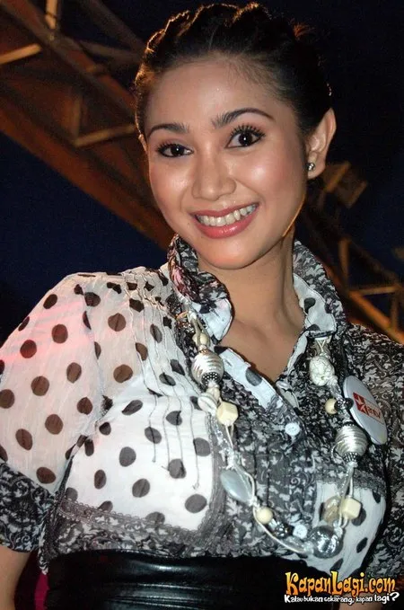 Foto Ira Swara