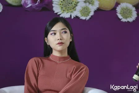 Foto Isyana Sarasvati