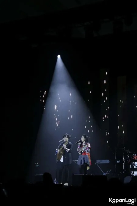 Foto Isyana Sarasvati