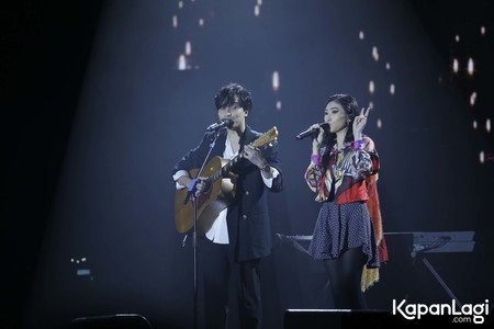 Foto Isyana Sarasvati