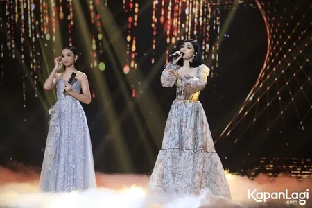 Foto Isyana Sarasvati