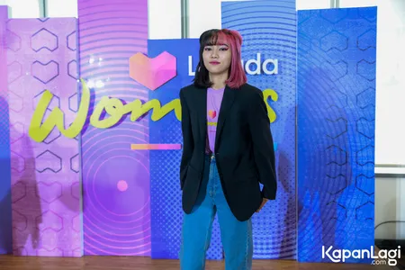 Foto Isyana Sarasvati