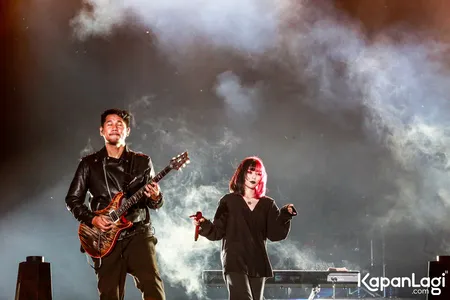 Foto Isyana Sarasvati