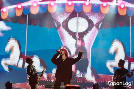 Foto Isyana Sarasvati