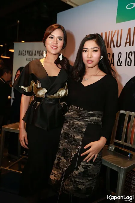 Foto Isyana Sarasvati