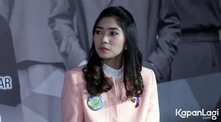 Foto Isyana Sarasvati