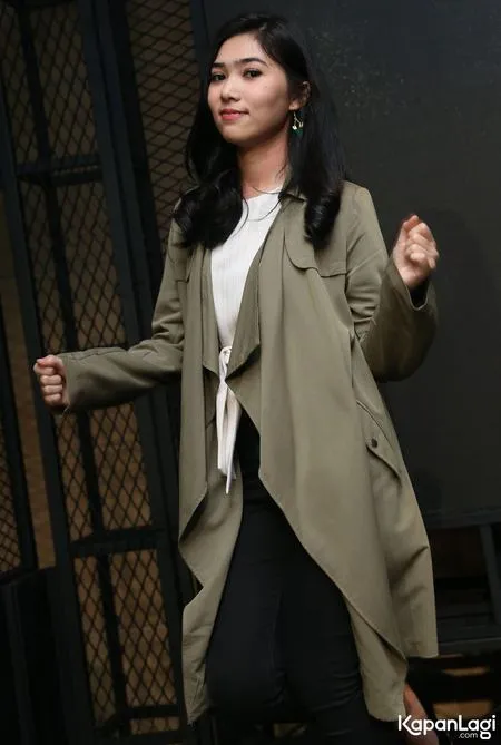 Foto Isyana Sarasvati