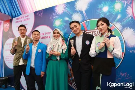 Foto Isyana Sarasvati